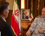 Iran tuyên bố sẽ trả đũa Mỹ bằng quân sự