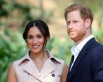 Hoàng tử Harry và vợ rời Hoàng gia Anh