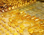 Giá vàng trong nước cao hơn vàng thế giới từ 3,2 - 4,1 triệu đồng/lượng
