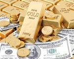 Dòng tiền chảy mạnh vào vàng, chứng khoán: Cẩn thận 'chơi dao đứt tay'