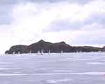 Thú vị cuộc đua thuyền trên băng ở hồ Baikal
