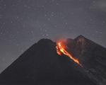 Núi lửa Merapi tại Indonesia phun trào