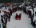 Độc đáo cuộc thi xe trượt tuyết tự chế tại Nga