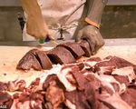 Trung Quốc cấm cửa 4 công ty xuất khẩu thịt bò của Australia