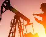 OPEC+ tăng nhẹ sản lượng dầu mỏ