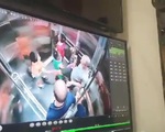 Bé trai bị dâm ô trong thang máy chung cư giữa Hà Nội