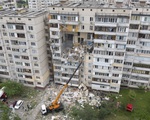 Nổ khí gas nghiêm trọng phá hủy tòa chung cư ở Ukraine, ít nhất 2 người thiệt mạng