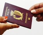 Châu Âu siết chặt chương trình “thị thực vàng”, “hộ chiếu vàng”