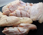 Cảnh báo: Phát hiện thịt gà nhập khẩu từ Brazil có virus SARS-CoV-2