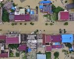 Sông Dương Tử chìm trong nước lũ, Trung Quốc kích hoạt báo động chưa từng có