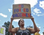 Biểu tình phản đối tiêm phòng cúm bắt buộc cho học sinh tại Mỹ