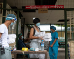 Số ca mắc COVID-19 mới tăng mạnh, Myanmar lo ngại các cơ sở cách ly bị quá tải