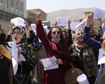 Taliban ra sắc lệnh mới cho phép phụ nữ quyết định chuyện kết hôn