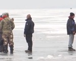 Giải cứu 66 thuyền viên mắc kẹt trên băng trôi