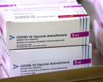 AstraZeneca giảm số lượng vaccine giao cho EU