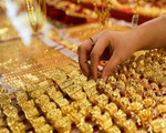 Gold price surged up