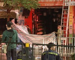 Vụ cháy ở phố Tôn Đức Thắng: Cả 4 người trong gia đình tử vong, nguyên nhân do chập điện