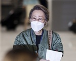 Youn Yuh Jung đã về Hàn Quốc sau chiến thắng tại Oscar, không tổ chức họp báo