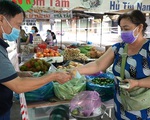 TP Hồ Chí Minh mở lại chợ truyền thống chỉ bán thực phẩm tươi sống, hàng thiết yếu