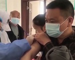 Lo ngại đợt bùng phát dịch mới, Trung Quốc chạy nước rút tiêm vaccine