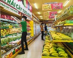 TP. Hồ Chí Minh: Nhân viên siêu thị, cửa hàng tiện lợi được ra đường sau 18h