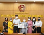 Cộng đồng người Việt ủng hộ hơn 800 triệu đồng cho công tác phòng chống COVID-19 trong nước