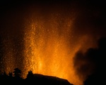Núi lửa tiếp tục phun trào tại quần đảo Canaria, thêm nhiều người dân phải sơ tán