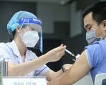 'Việt Nam tiếp cận sớm nhưng mua vaccine muộn'
