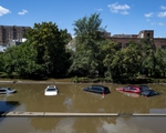 Bão Ida khiến đường phố New York ngập trong nước, ít nhất 40 người ở 8 bang thiệt mạng