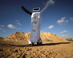 Robot biến không khí thành nước uống tại Ai Cập
