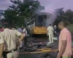 Cháy xe bus tại Ấn Độ, hàng chục người thương vong