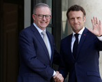 Tổng thống Pháp Macron: Đề nghị hợp tác cung cấp tàu ngầm với Australia vẫn “ở trên bàn”