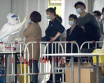 Trung Quốc giảm bớt áp lực xét nghiệm COVID-19, nới lỏng phòng chống dịch