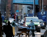 Anh: Bệnh mùa đông gia tăng gây áp lực cho bệnh viện