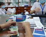 TP Hồ Chí Minh: Nhiều người tìm mua thuốc điều trị COVID-19