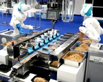 Robot đóng gói mì tại Nhật Bản