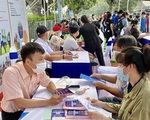 Thị trường lao động, việc làm tại TP Hồ Chí Minh sôi động trở lại