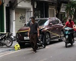 Điều tra vụ ẩu đả, dùng vật nghi là súng dọa bắn người giữa phố Hà Nội