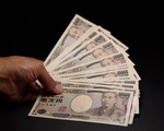 Nguyên nhân khiến đồng Yen mất giá kỷ lục