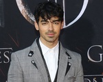 Joe Jonas thừa nhận sử dụng 'thủ thuật thẩm mỹ' để trẻ hơn