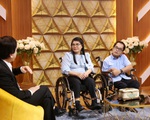 NSƯT Kim Tử Long xúc động trước vợ chồng khuyết tật làm đủ nghề để mưu sinh