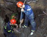 Toàn cảnh giải cứu bé trai lọt trụ bê tông sâu 35m ở Đồng Tháp