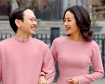 Vợ chồng MC Phí Linh diện áo dài đôi ngày Tết