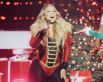 Mariah Carey lại bị kiện vì bản quyền bản hit 'All I Want for Christmas is You'