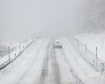 Bão tuyết cản trở giao thông tại Đức
