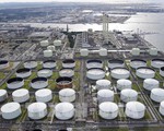 Giá dầu thế giới tăng mạnh do lo ngại về Biển Đỏ