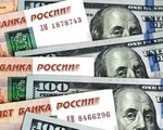Đồng Ruble giảm xuống mức thấp nhất trong hơn hai tháng so với USD
