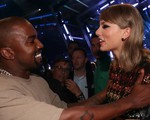 Taylor Swift lại mỉa mai 'kẻ thù' Kanye West