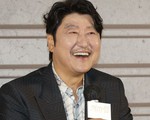 Song Kang Ho háo hức với vai đạo diễn trong phim 'Cobweb'