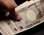 Đồng Yen tiếp tục mất giá sâu
